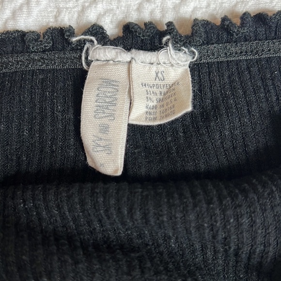 💥💥Sky and Sparrow XS Black Crop Top - Picture 7 of 8